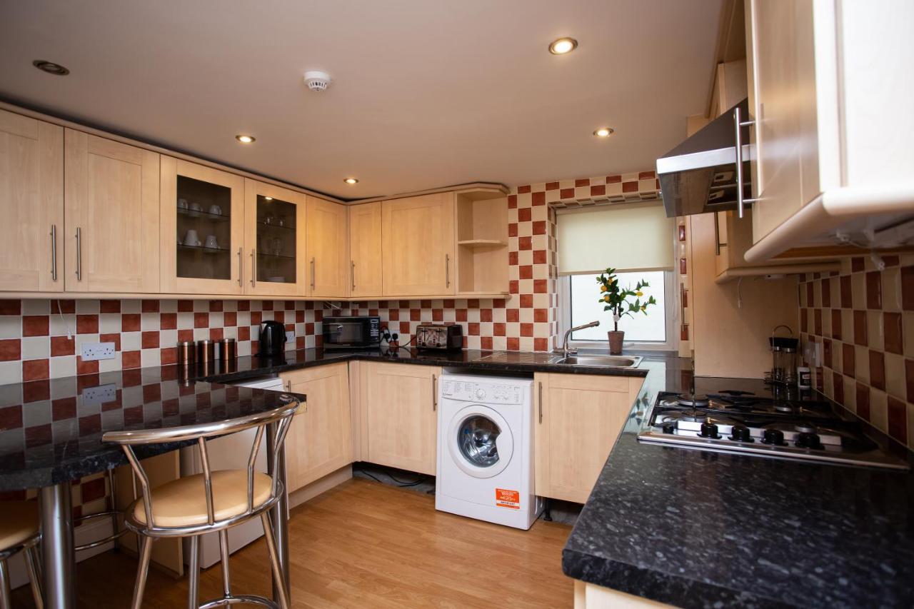 Roker Sea Front Apartments By #Shortstaysaway Sunderland  Exterior photo