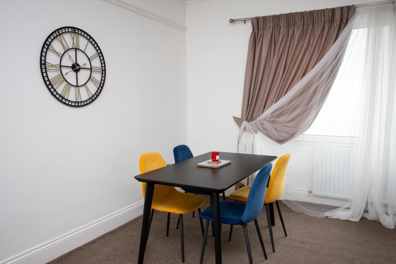 Roker Sea Front Apartments By #Shortstaysaway Sunderland  Exterior photo