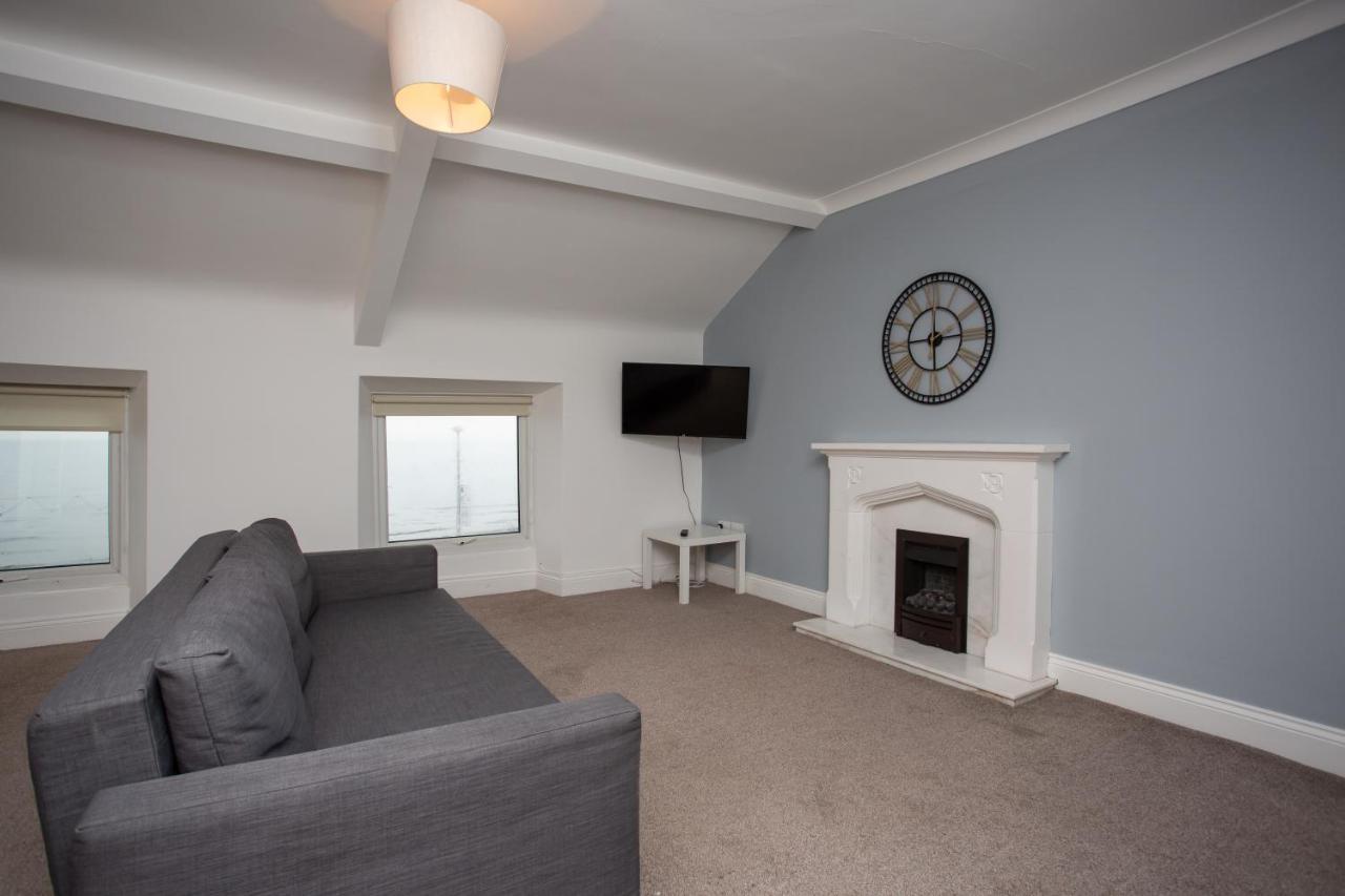 Roker Sea Front Apartments By #Shortstaysaway Sunderland  Exterior photo