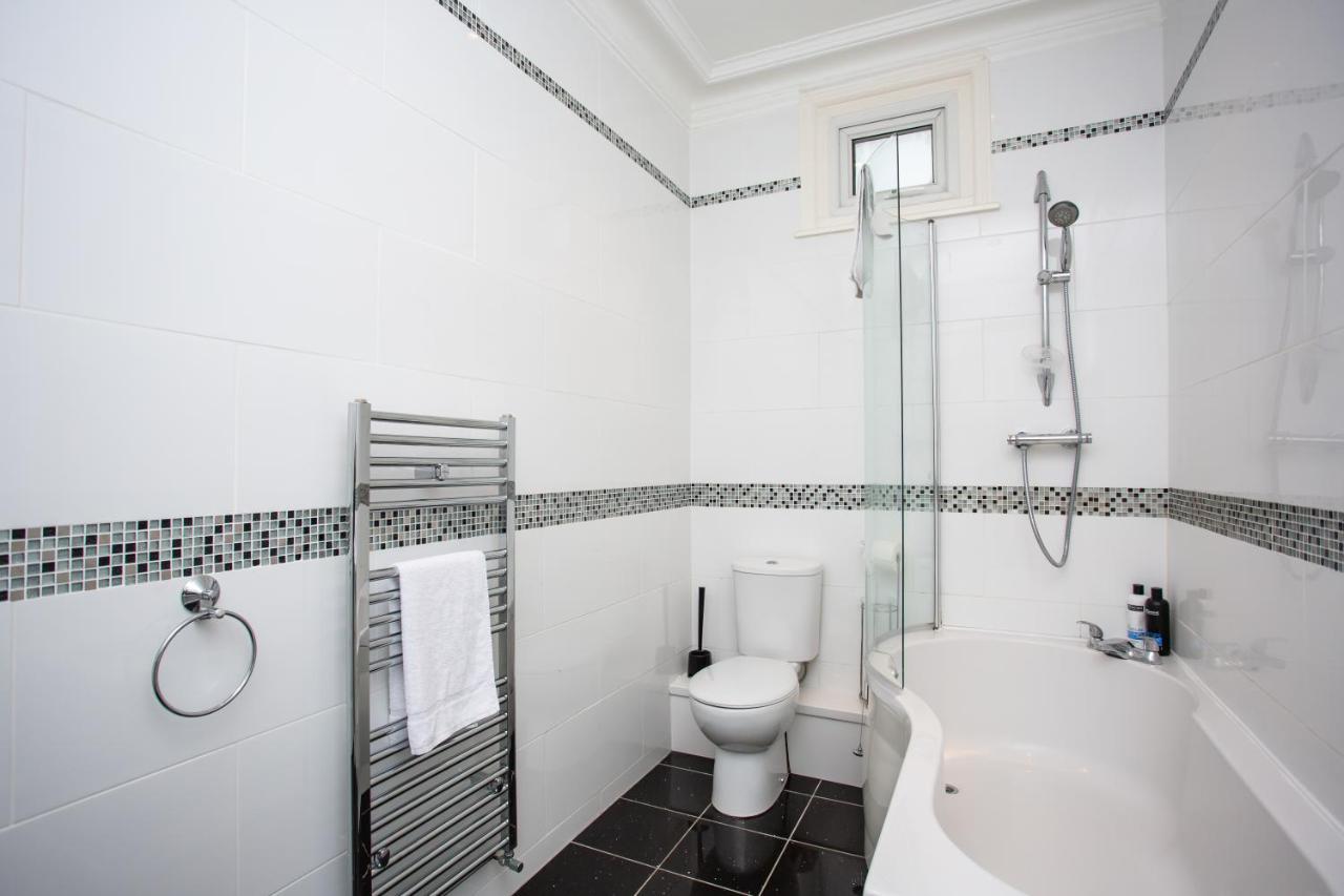 Roker Sea Front Apartments By #Shortstaysaway Sunderland  Exterior photo