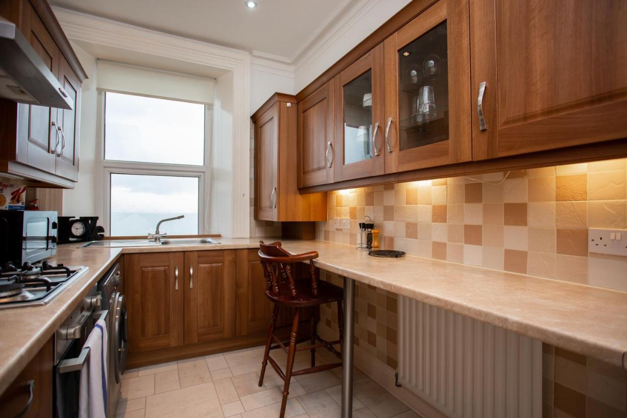 Roker Sea Front Apartments By #Shortstaysaway Sunderland  Exterior photo