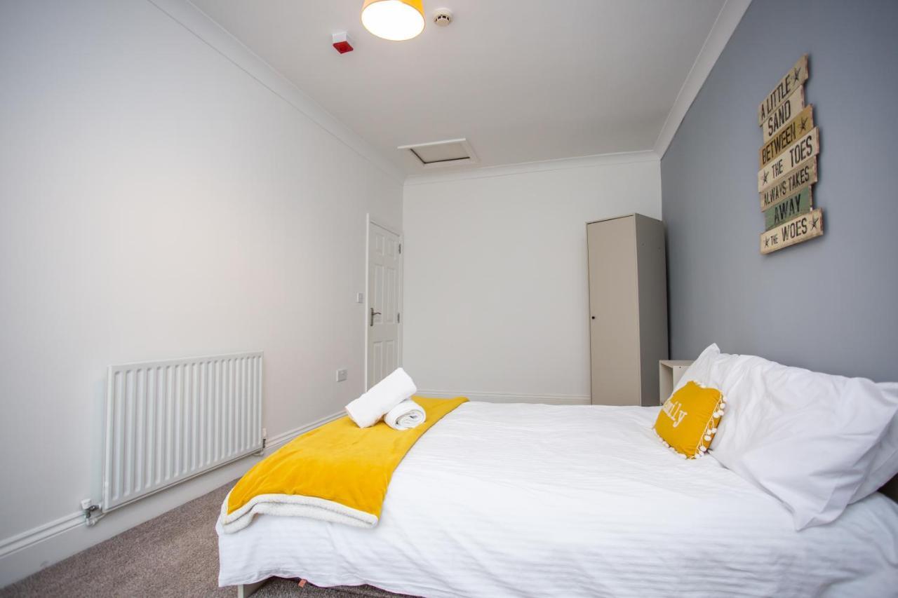 Roker Sea Front Apartments By #Shortstaysaway Sunderland  Exterior photo