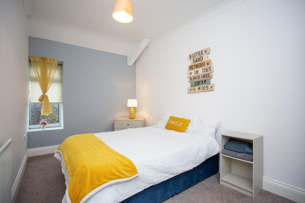 Roker Sea Front Apartments By #Shortstaysaway Sunderland  Exterior photo