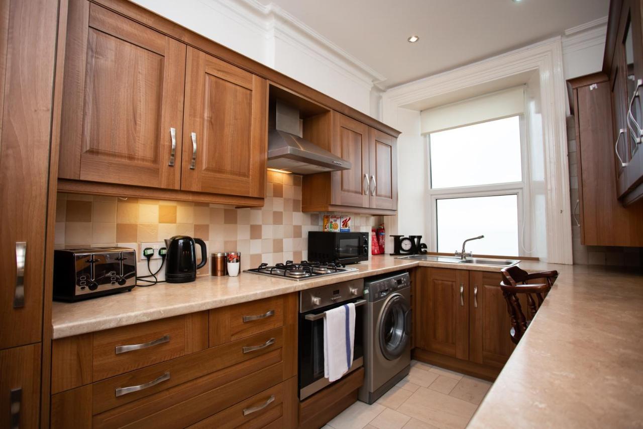 Roker Sea Front Apartments By #Shortstaysaway Sunderland  Exterior photo